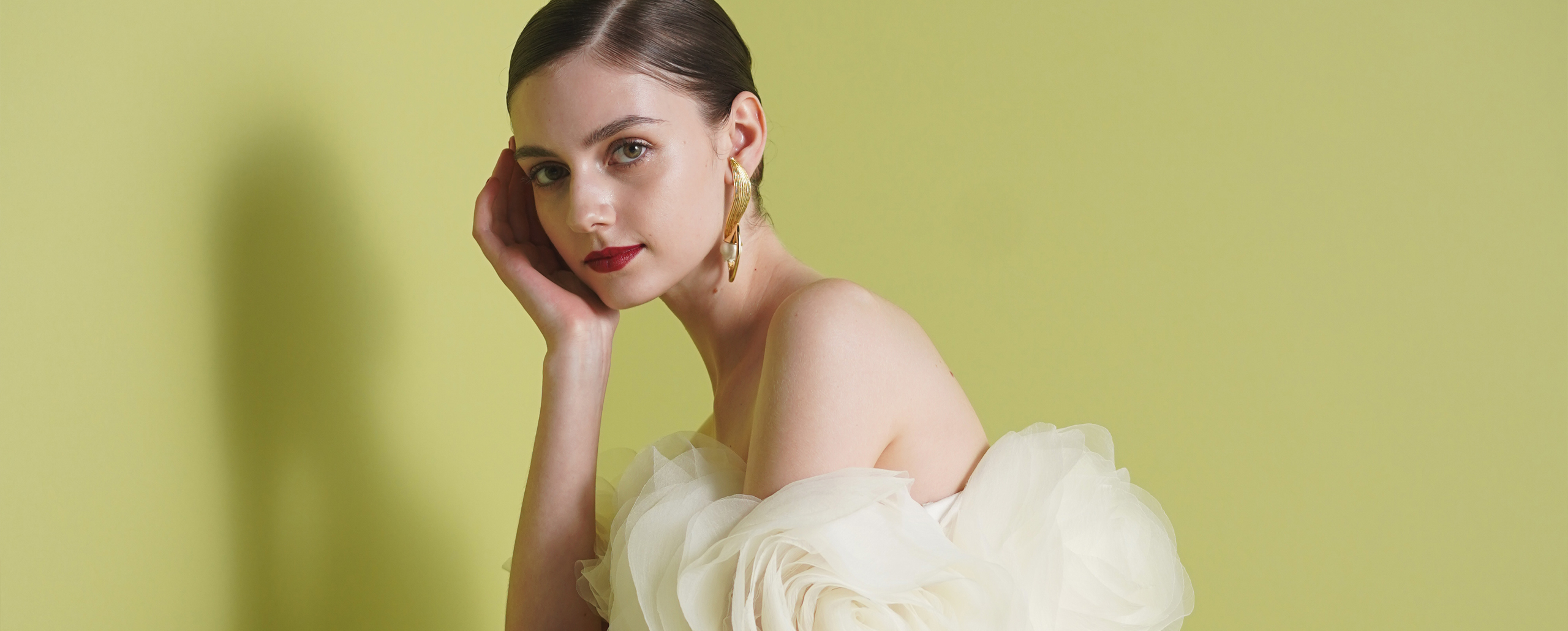 結婚式の２次会ドレスをレンタルする前に自宅で1泊2日でご試着いただけます。