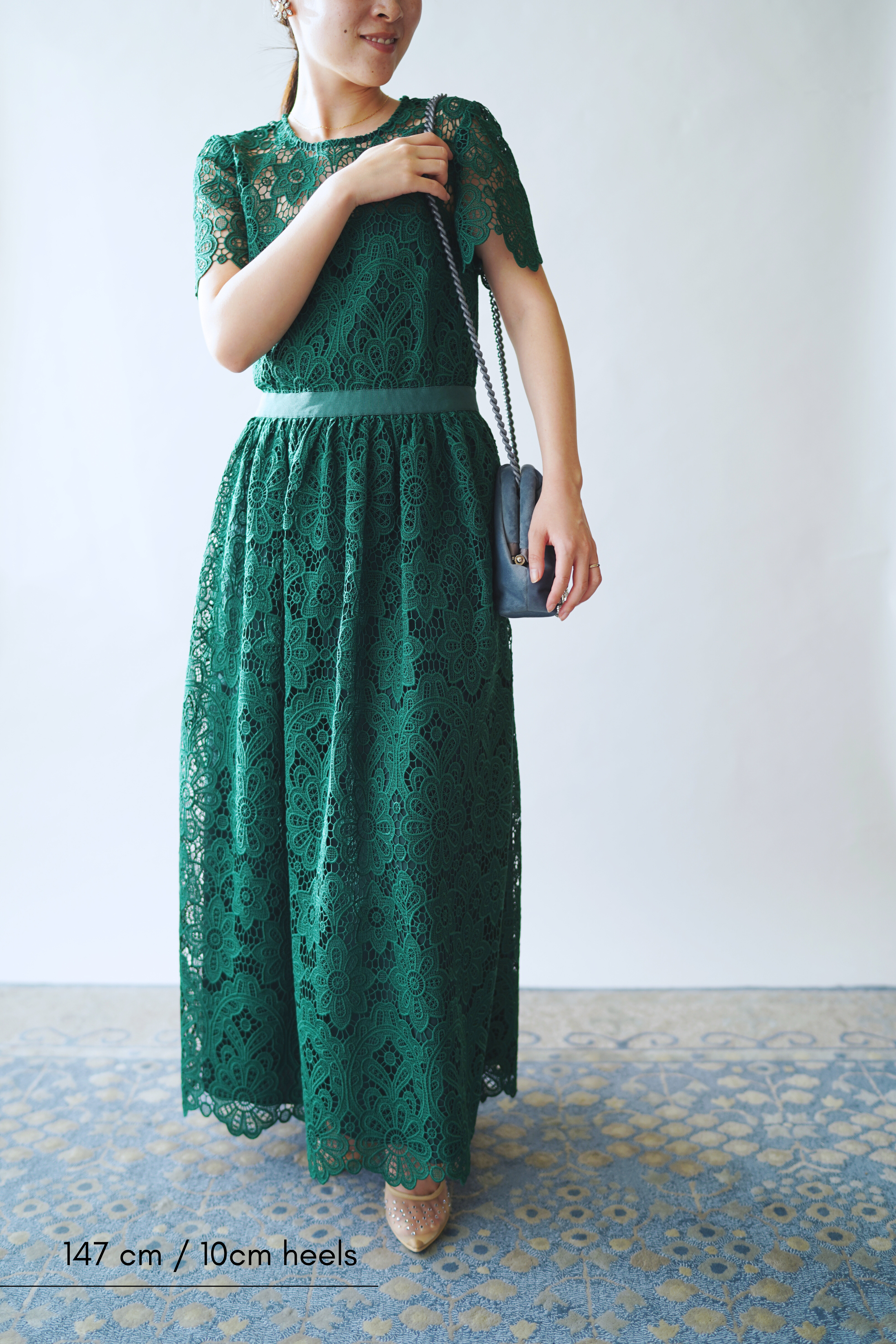 Self-Portrait｜半袖レースドレス(38)-グリーン をレンタルする