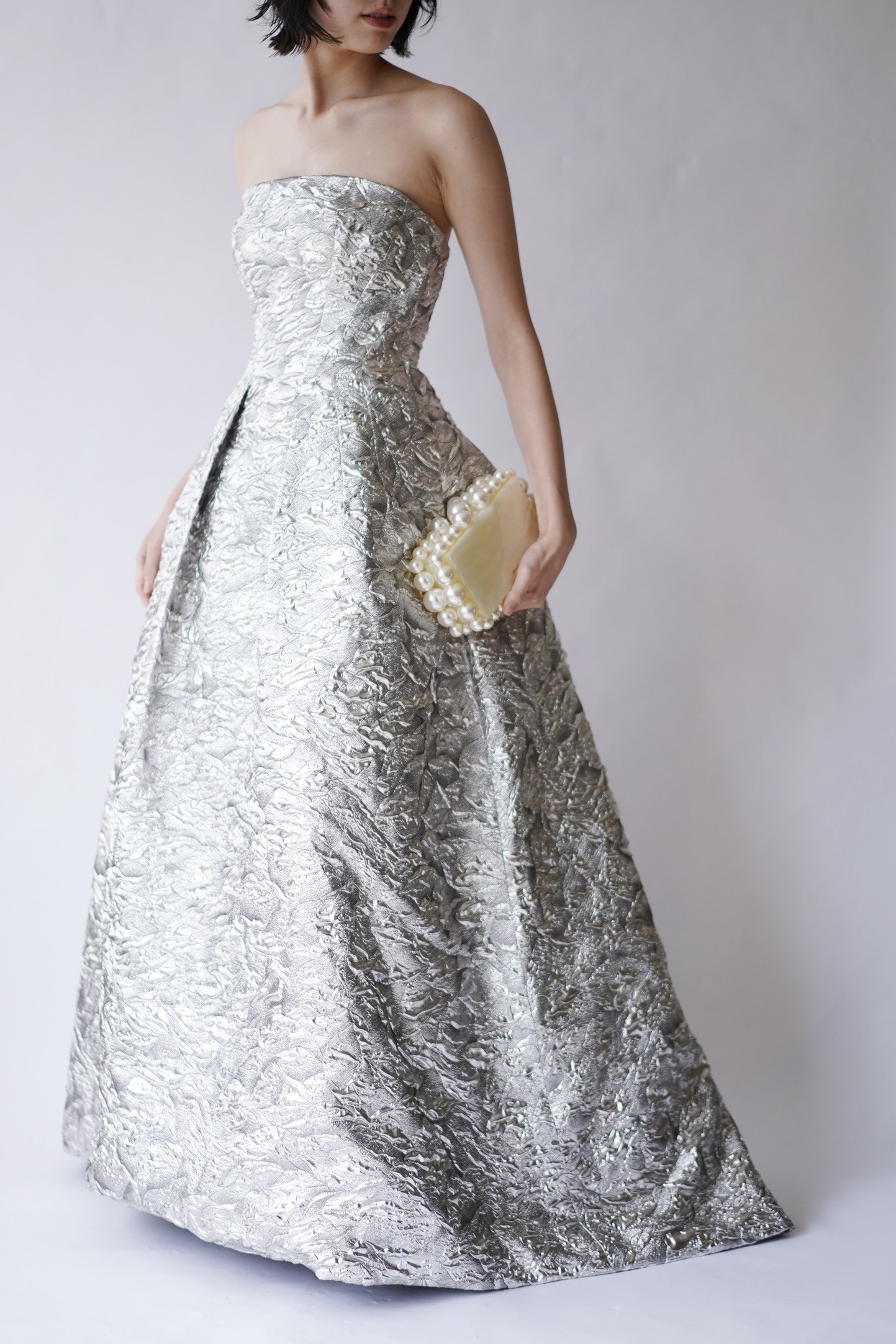 モニーク・ルイリエ(Monique Lhuillier)メタリックジャガード