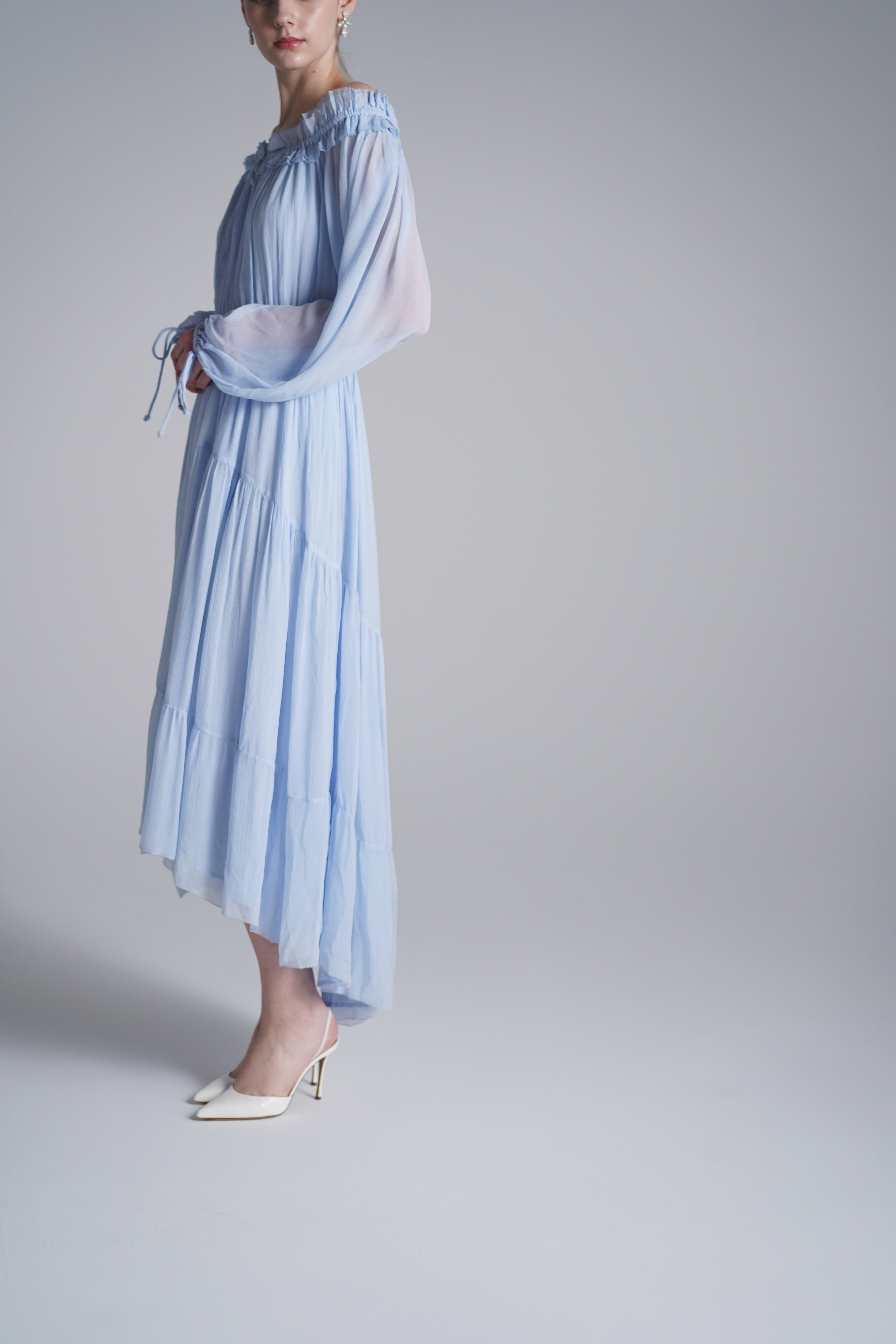 CFCL ポートレート ロングスリーブ ドレス アイスブルー 極美品✨ CFCL ポートレートロングスリーブドレス アイスブルー サイズ