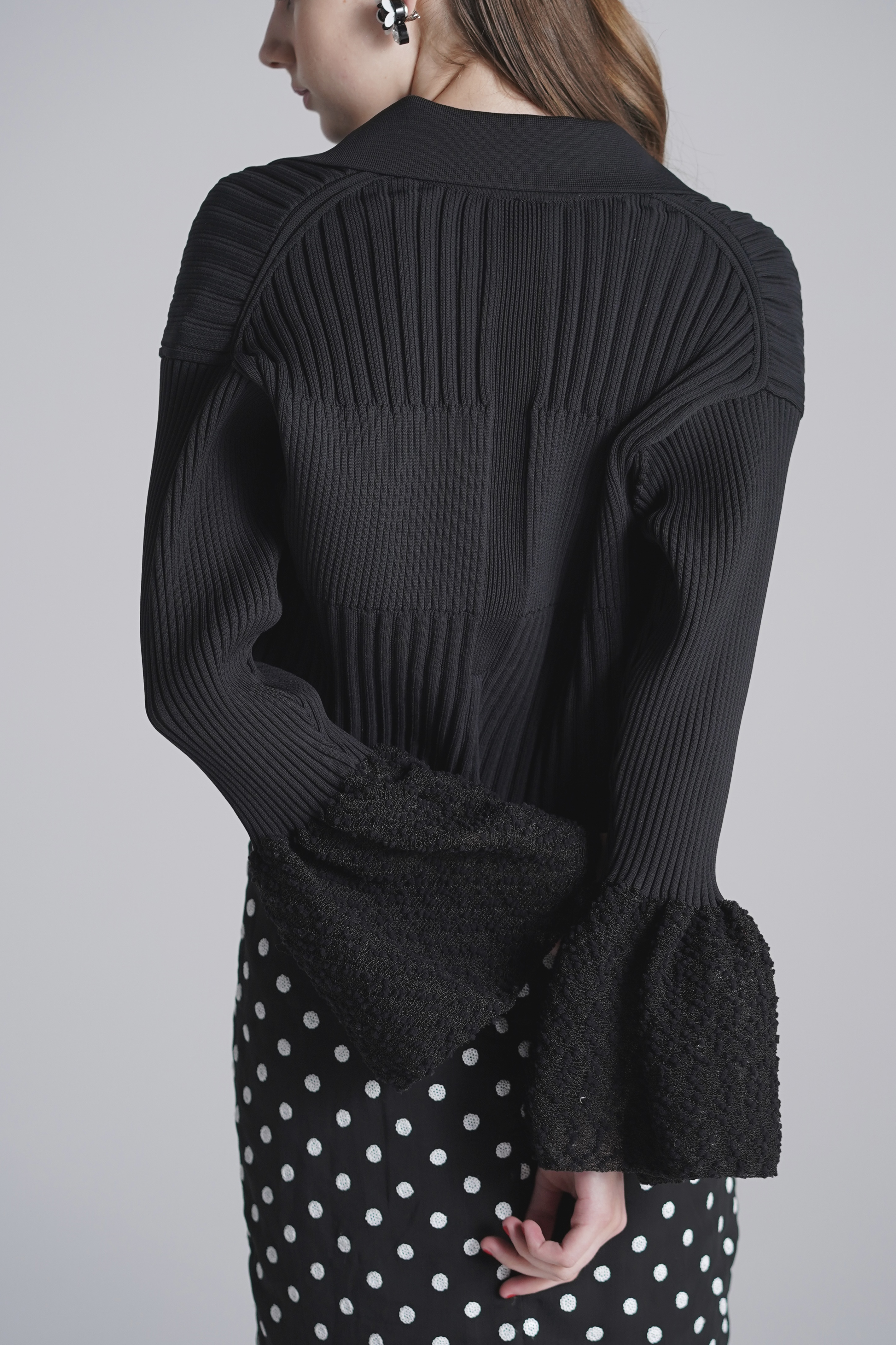 【タグ付き新品未使用】CFCL クロップドカーディガン ブラック フリーサイズ タグ付き新品未使用】CFCL クロップドカーディガン ブラック