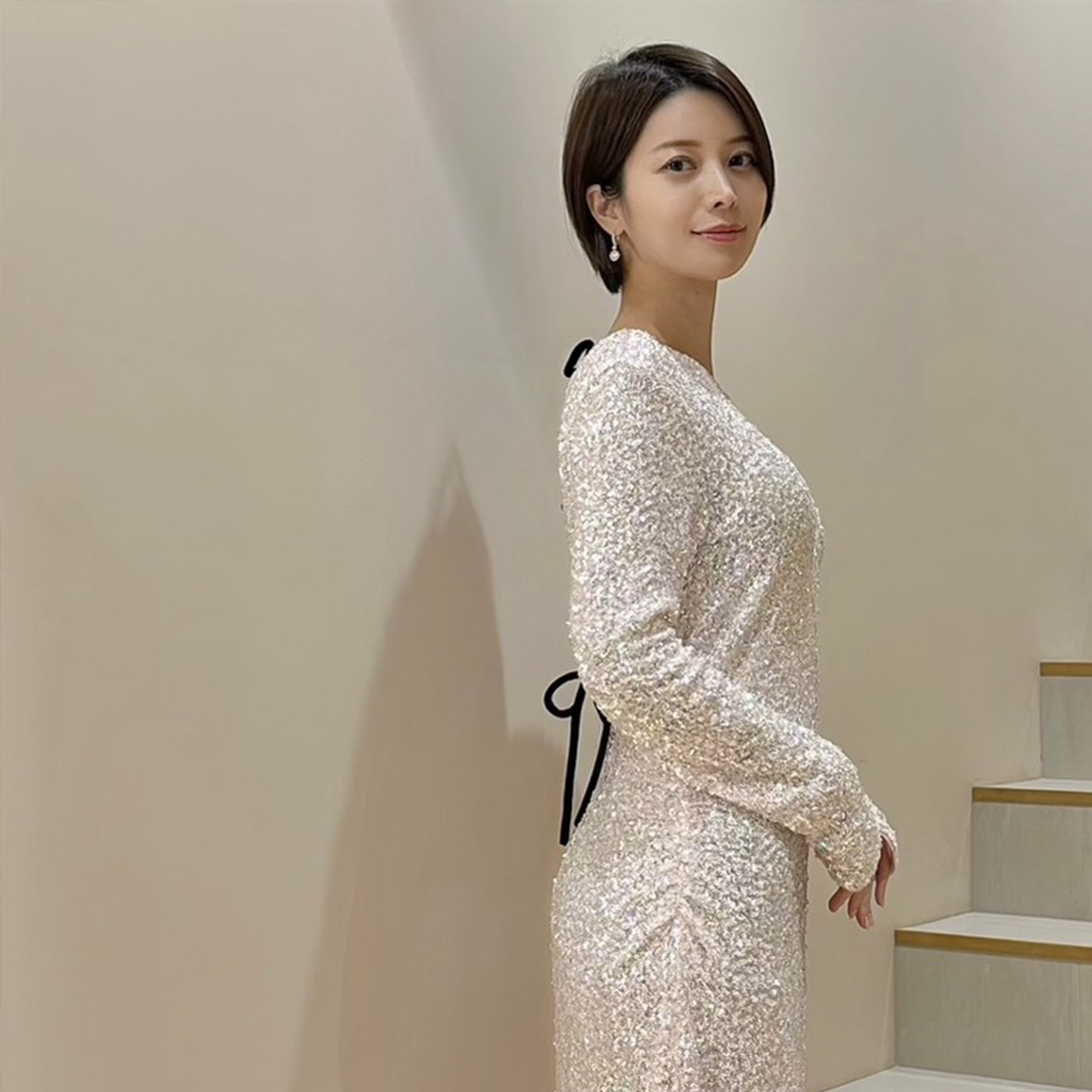 GANNI］スパンコールロングドレス-ピンクをレンタルする | 結婚式