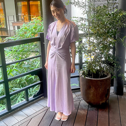 Victoria Beckham］ウエストギャザーVネックドレス-パープルを